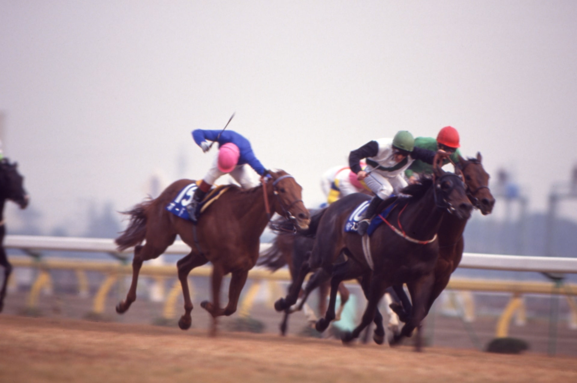 ［ベタールースンアップ］